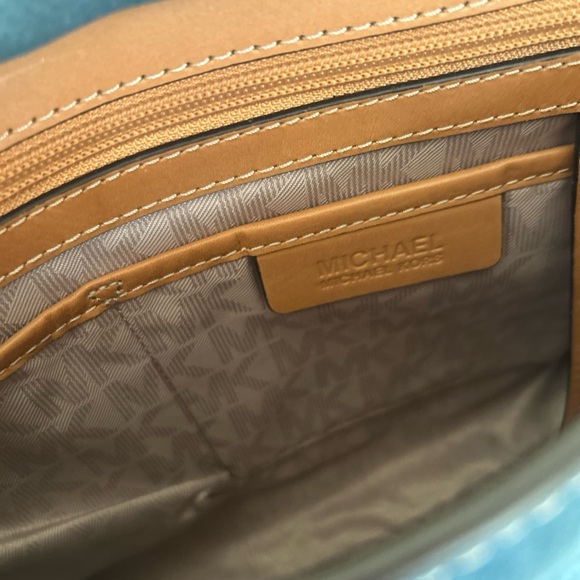 MICHAEL KORS ROMY DENIM BLUE SUEDE BROWN CROSSBODY MESSENGER BAG SATCHEL - Picture 16 of 16